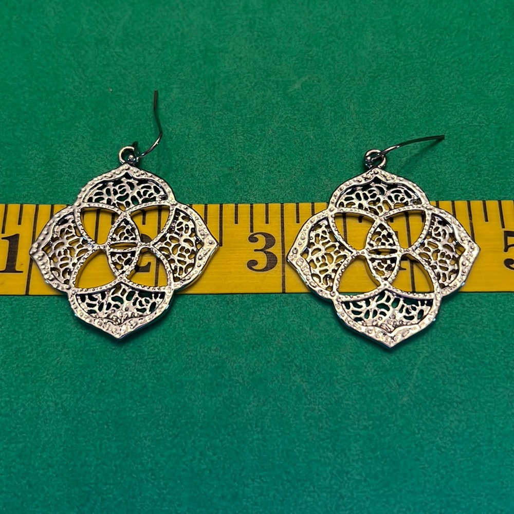 Silver Kendra Scott earrings in KS design